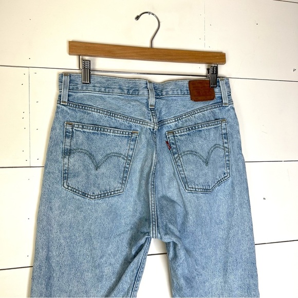 Levi’s 501 Cropped Straight Leg Jeans Montgomery Baked Light Wash - Picture 6 of 8